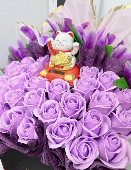 Fortune Flower Cat 72