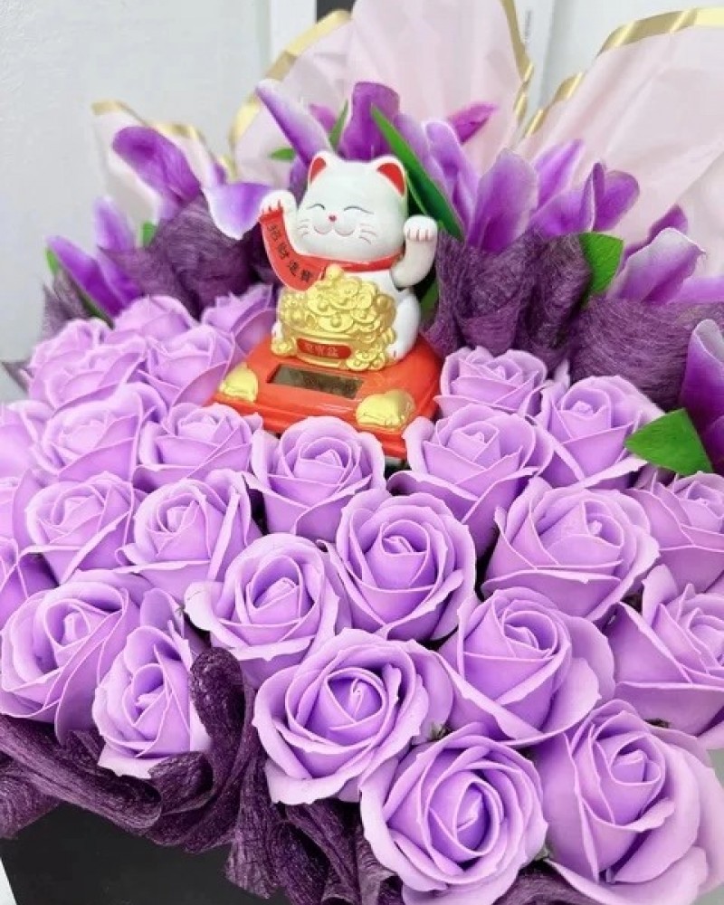 Fortune Flower Cat 72