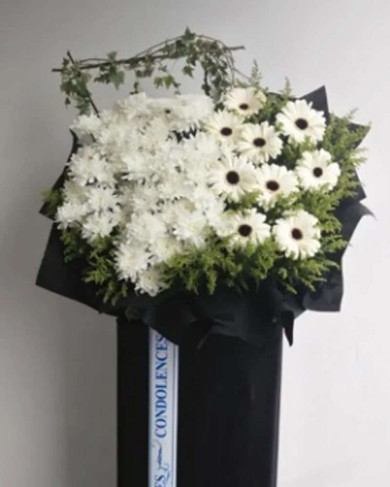 Condolence Flower 121