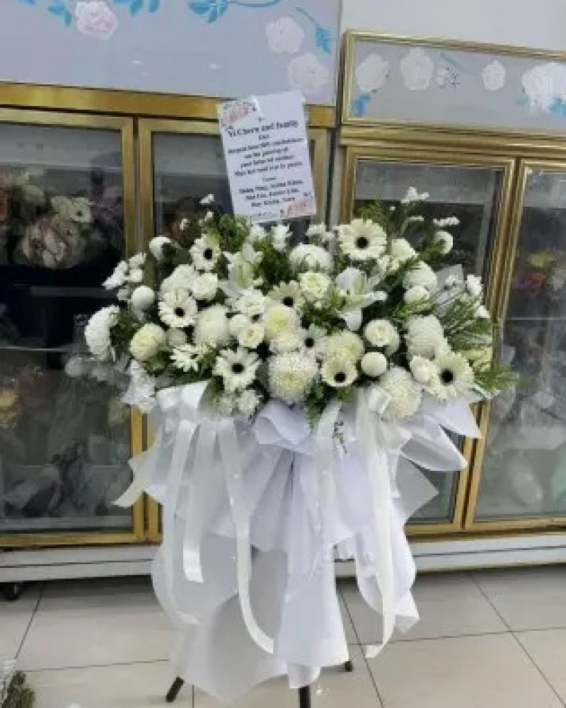 Condolence Flower 109